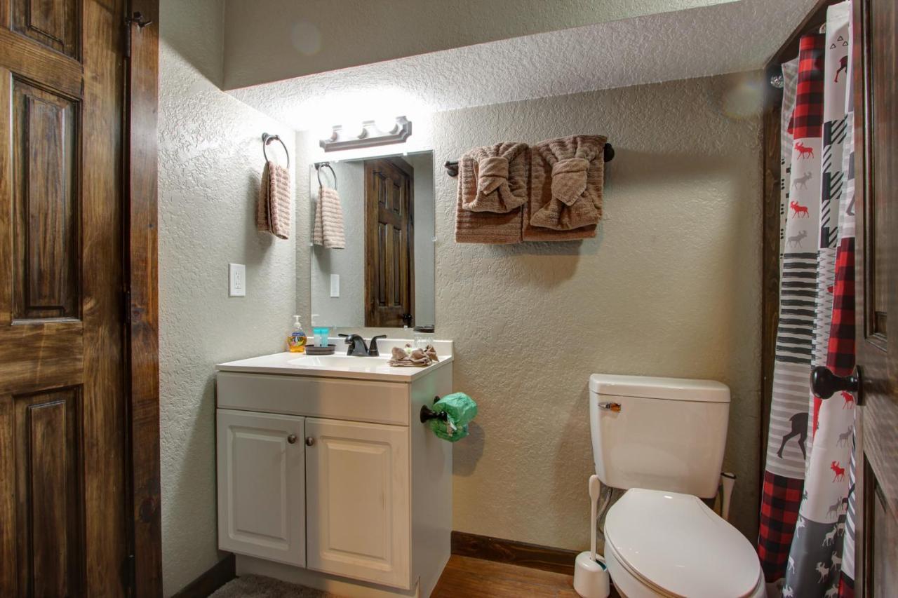 3 Master Bedrooms - Sleeps 10 - Location - Game Room - Hot Tub Pigeon Forge Eksteriør bilde